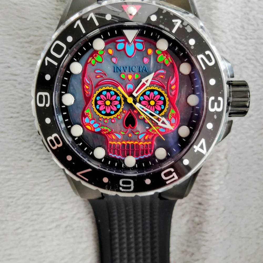 Invicta Skull Design Watch - Picture 1 of 6